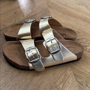 Cliffs White Mountain gold strap sandals